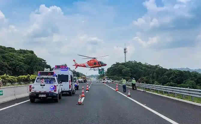 平泉高速公路汽车救援案例